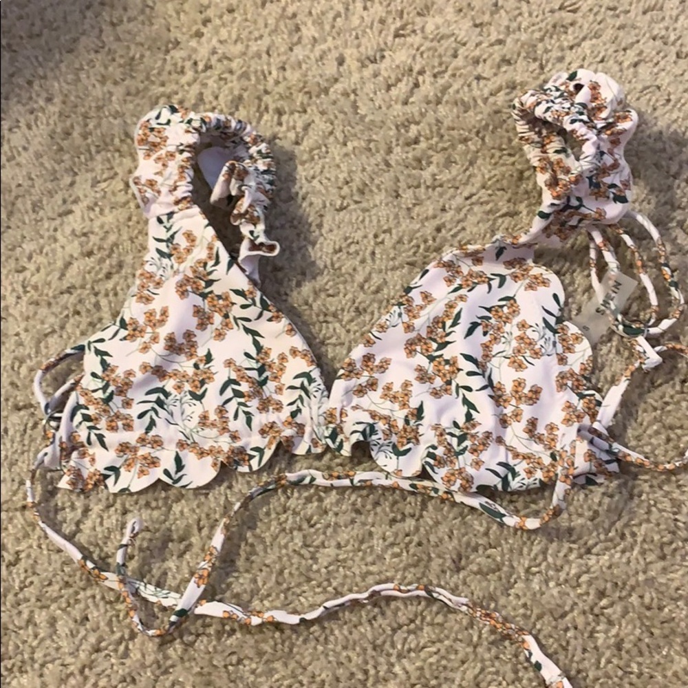 Floral bikini top